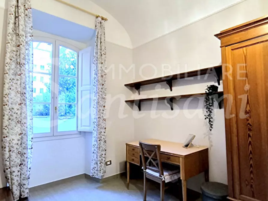 Immagine 20 di Camera in affitto  in Lungarno Amerigo Vespucci a Firenze