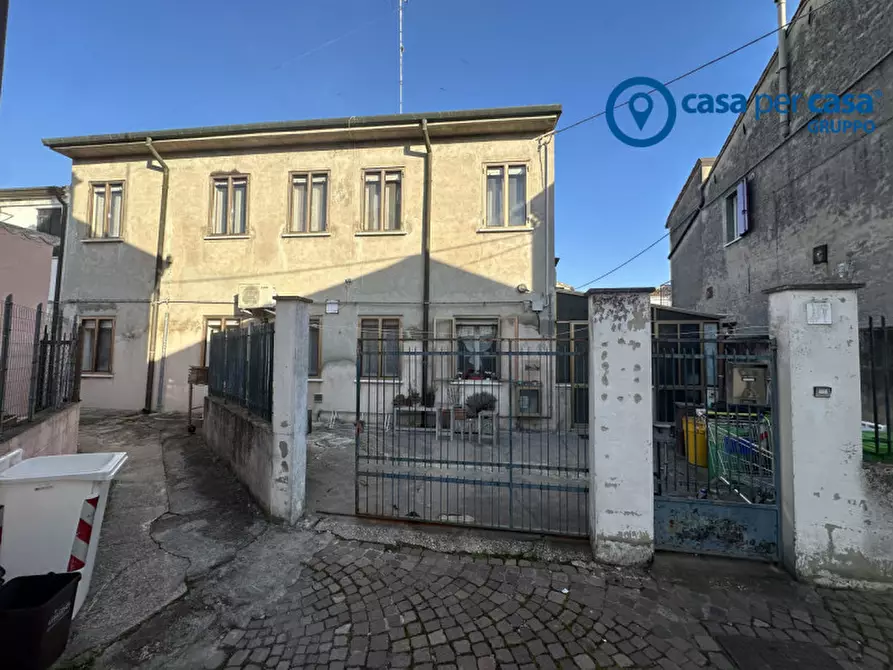 Immagine 1 di Villetta a schiera in vendita  a Adria