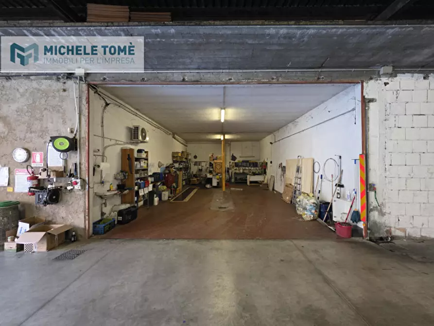Immagine 4 di Capannone industriale in vendita  in Via Nazionale del Brennero a Dolcè