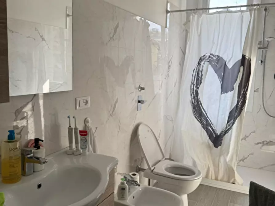 Immagine 15 di Camera in affitto  in Viale Emilio Caldara a Milano