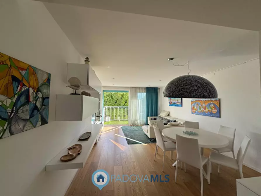 Immagine 1 di Appartamento in vendita  a Jesolo