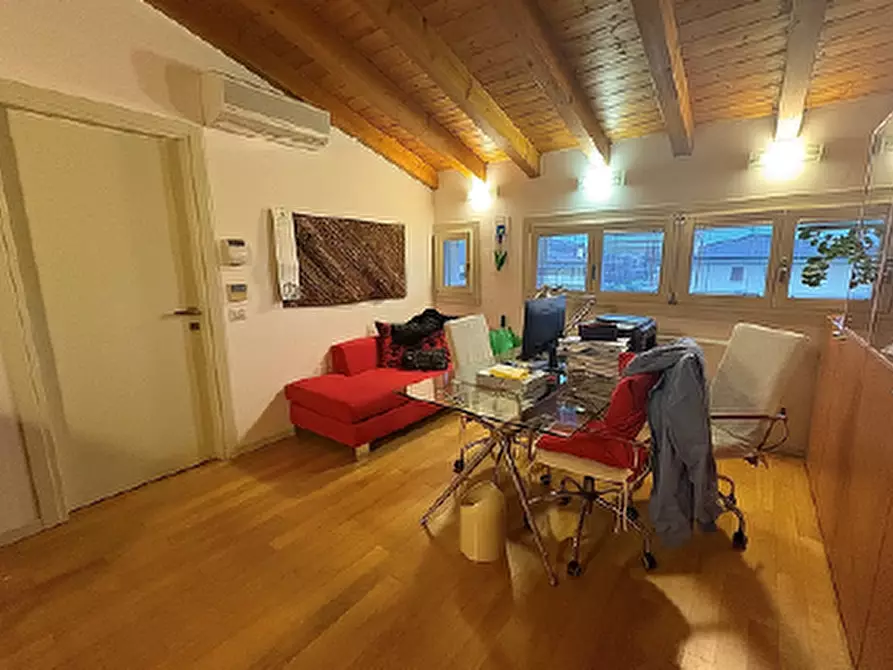 Immagine 9 di Laboratorio in vendita  in Via Giacomo Matteotti, 28 a Cordenons