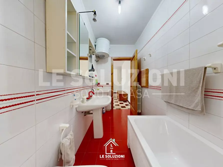 Immagine 12 di Villa in vendita  in Viale degli abeti 10D a Putignano