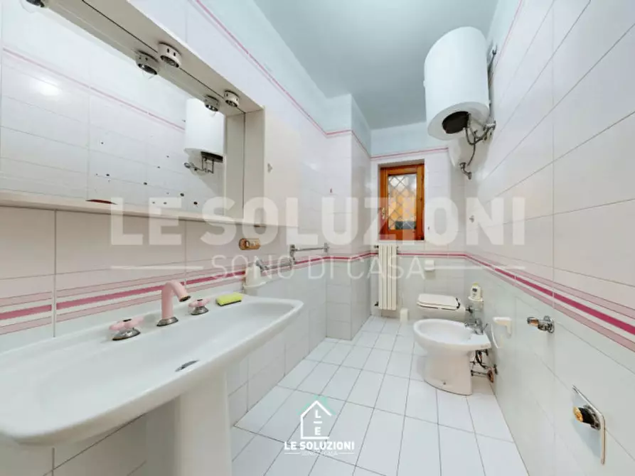 Immagine 13 di Villa in vendita  in Viale degli abeti 10D a Putignano