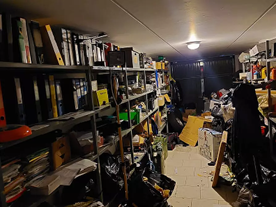 Immagine 3 di Garage in vendita  in Via Giacomo Matteotti, 28 a Cordenons