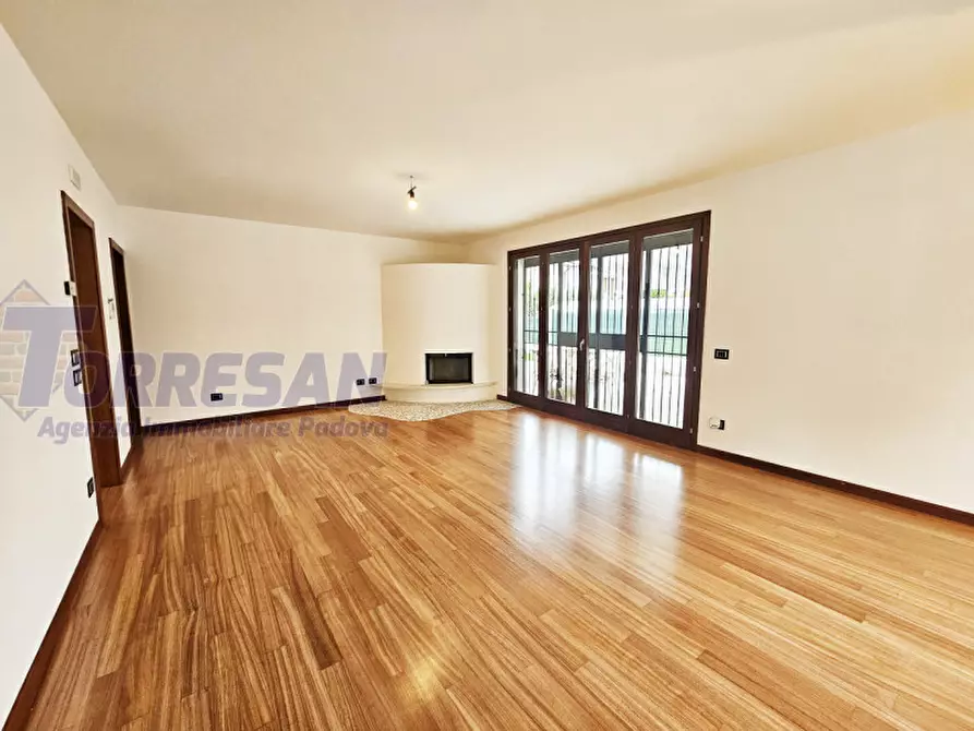 Immagine 2 di Villa in vendita  in Via Alcide de gasperi 11 b a Noventa Padovana