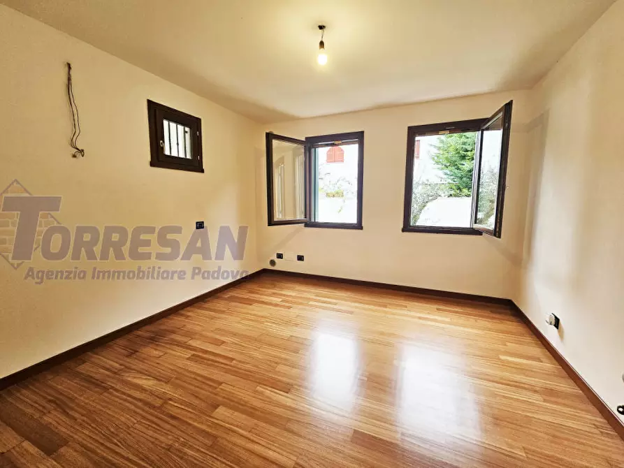 Immagine 6 di Villa in vendita  in Via Alcide de gasperi 11 b a Noventa Padovana
