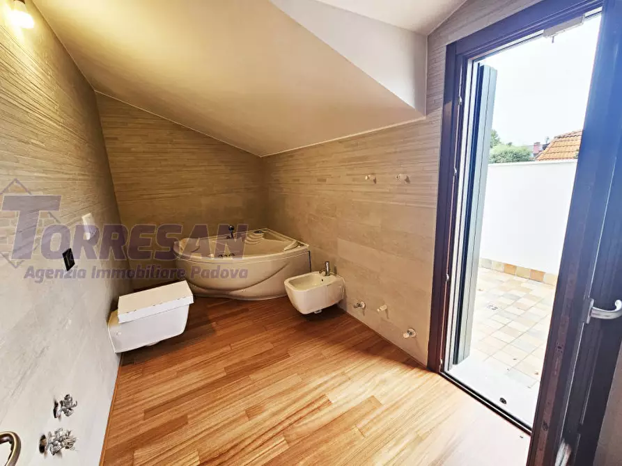 Immagine 14 di Villa in vendita  in Via Alcide de gasperi 11 b a Noventa Padovana