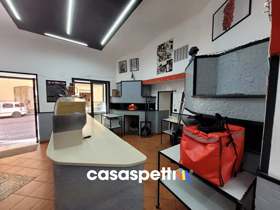 Immagine 6 di Attività commerciale in affitto  in Corso San Giovanni a Teduccio, 848 a Napoli