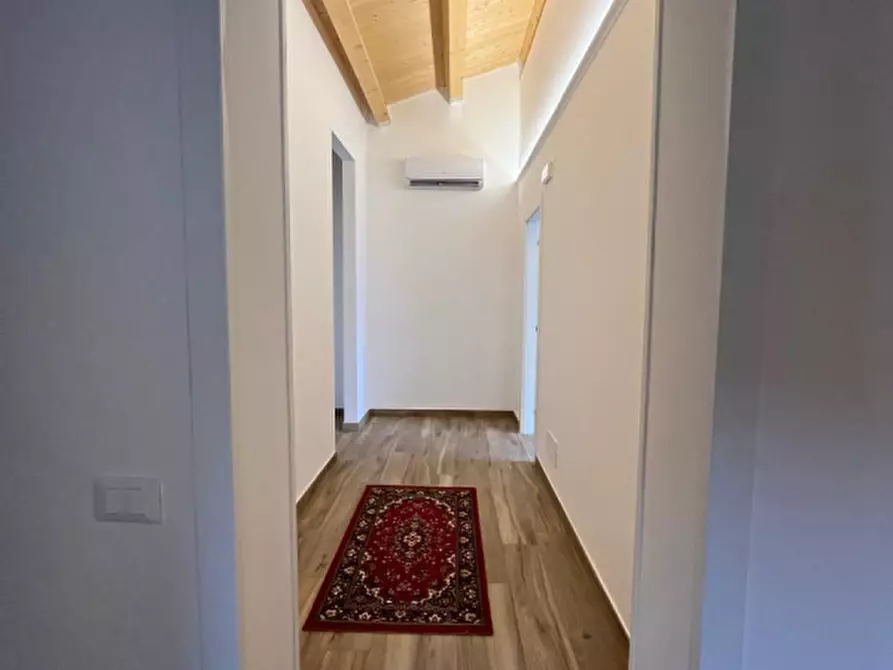 Immagine 12 di Villetta a schiera in affitto  a Rovigo