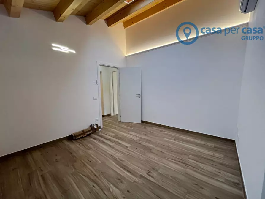 Immagine 14 di Villetta a schiera in affitto  a Rovigo