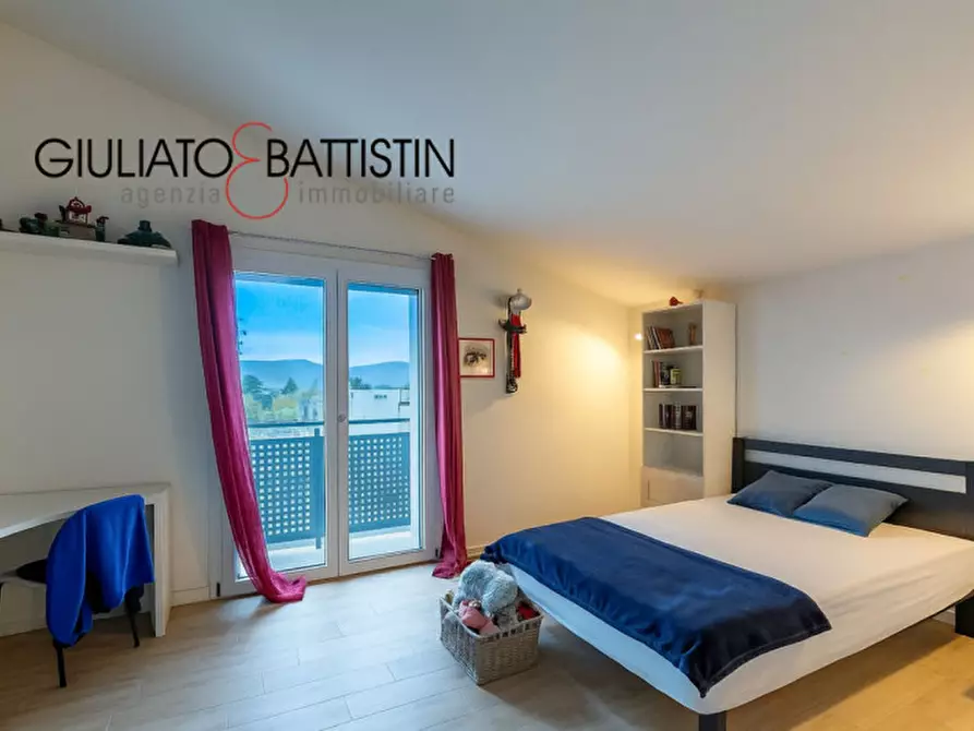 Immagine 14 di Casa bifamiliare in vendita  in Via Veneto a Castegnero