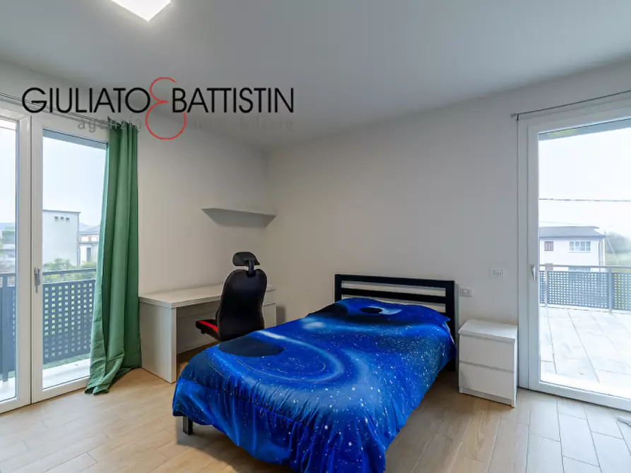 Immagine 16 di Casa bifamiliare in vendita  in Via Veneto a Castegnero