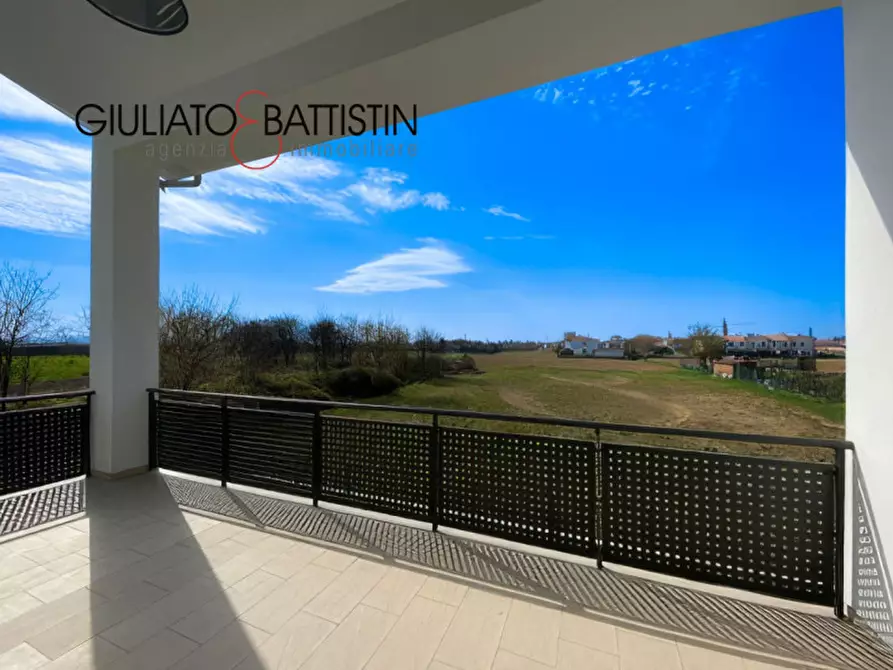 Immagine 21 di Casa bifamiliare in vendita  in Via Veneto a Castegnero