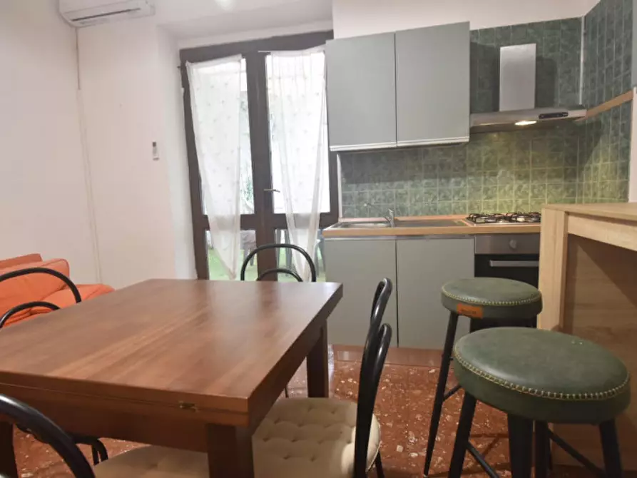Immagine 23 di Appartamento in vendita  a Quartu Sant'elena