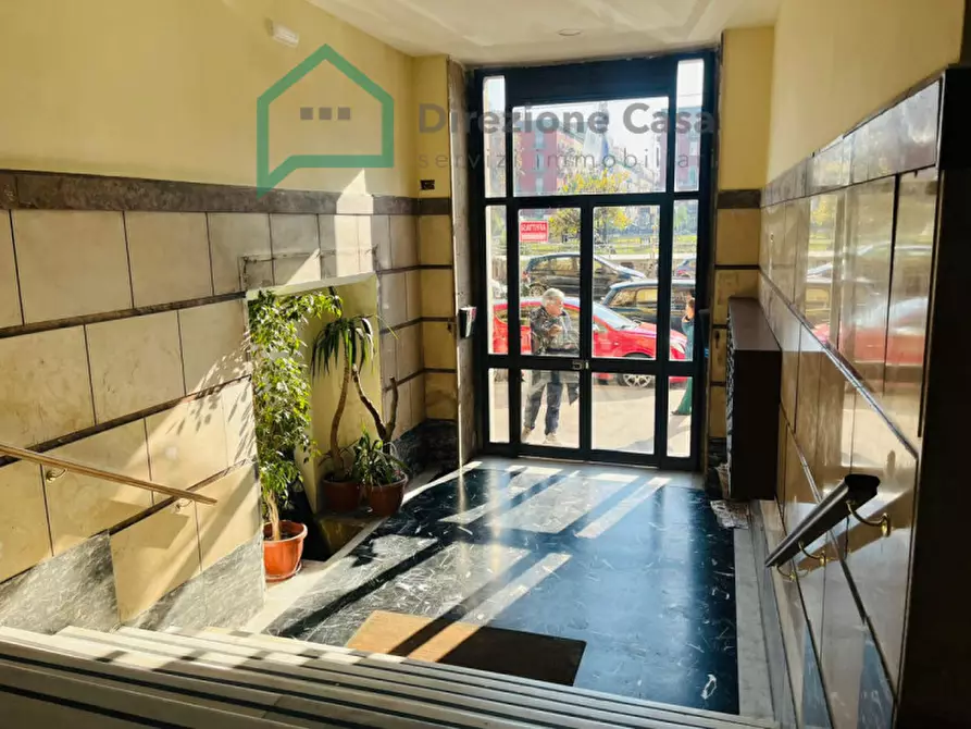 Immagine 4 di Ufficio in affitto  in Piazza Nazionale a Napoli