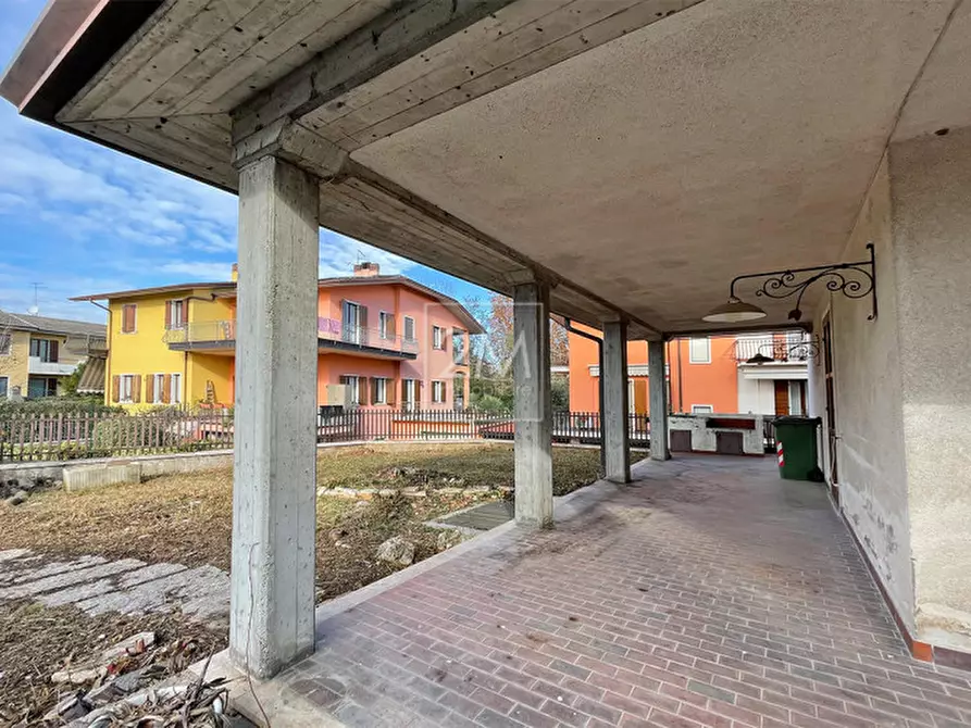 Immagine 5 di Casa bifamiliare in vendita  in Via del Fante a Villafranca Di Verona