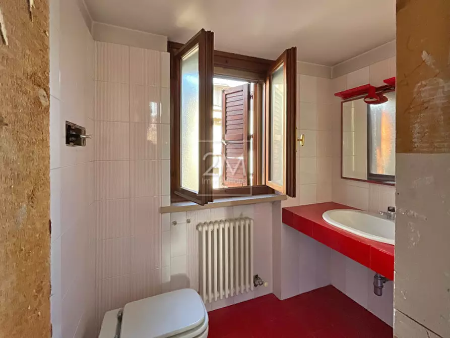 Immagine 15 di Casa bifamiliare in vendita  in Via del Fante a Villafranca Di Verona