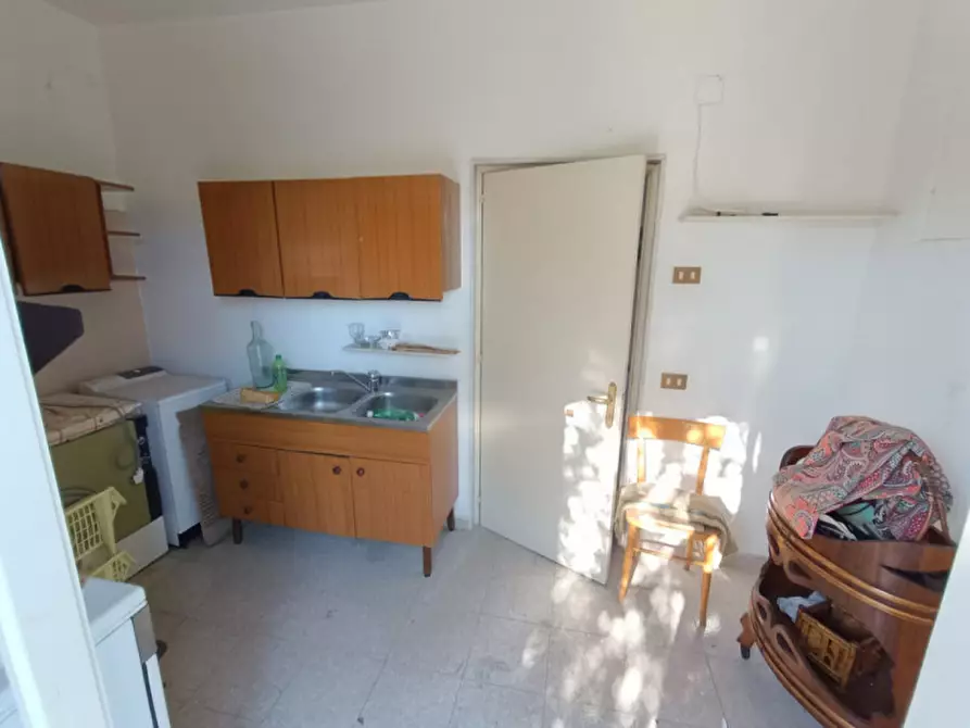 Immagine 7 di Villa in vendita  in Strada Provinciale 238 a Corato