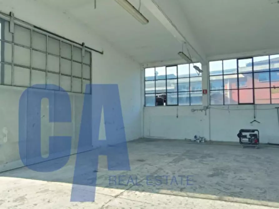 Immagine 9 di Laboratorio in affitto  in VIA DI VITTORIO G. a Sesto San Giovanni