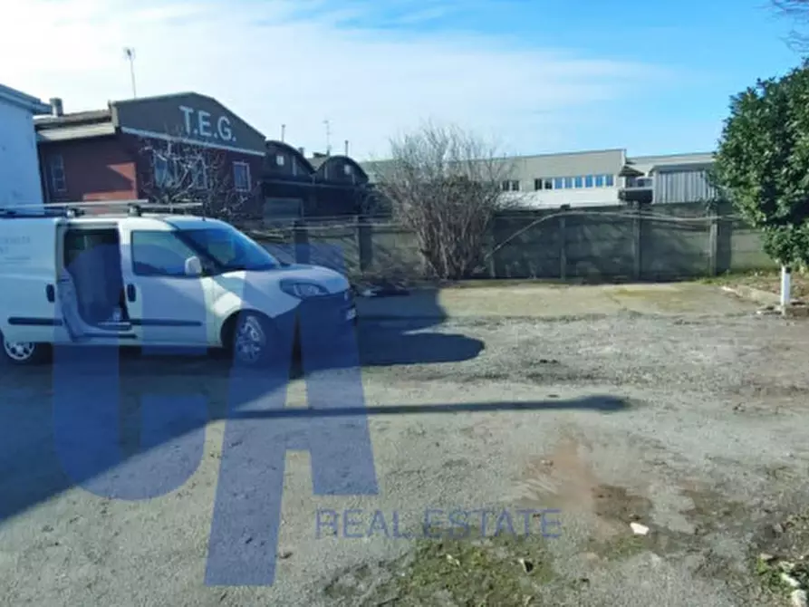 Immagine 17 di Magazzino in affitto  in VIA DI VITTORIO G. a Sesto San Giovanni