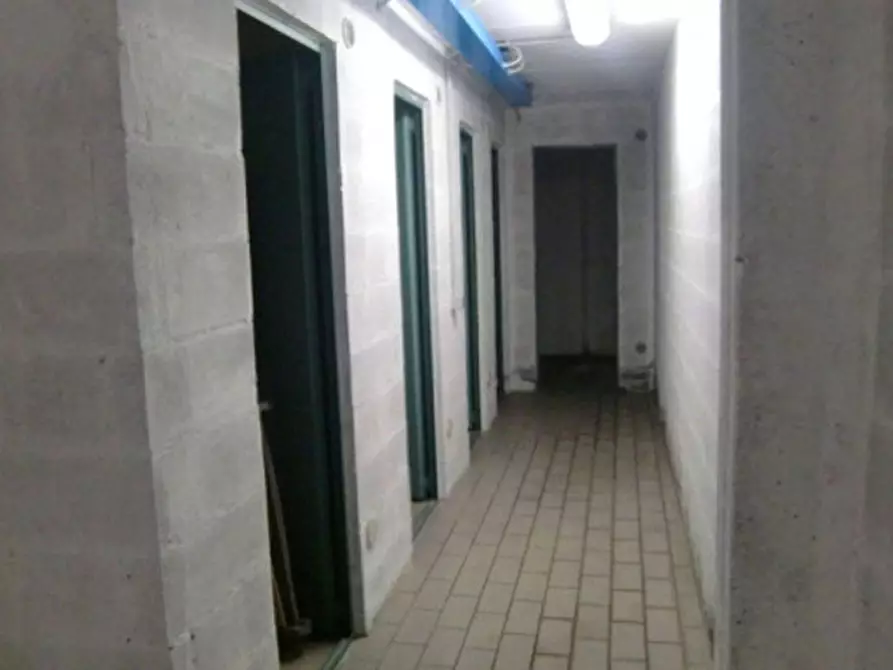 Immagine 2 di Cantina in vendita  in Via Monte Grappa, 118, 48121 Ravenna RA, Italia a Ravenna