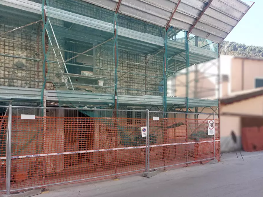 Immagine 2 di Villetta a schiera in vendita  in Via Regina Margherita, 65022 Bussi Sul Tirino PE, Italia a Bussi Sul Tirino