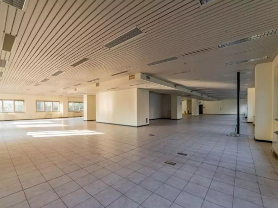 Immagine 2 di Ufficio in vendita  in Via Igualada, 8, 23900 Lecco LC, Italia a Lecco