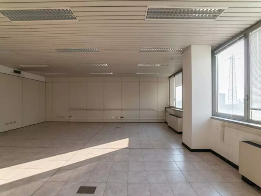 Immagine 4 di Ufficio in vendita  in Via Igualada, 8, 23900 Lecco LC, Italia a Lecco