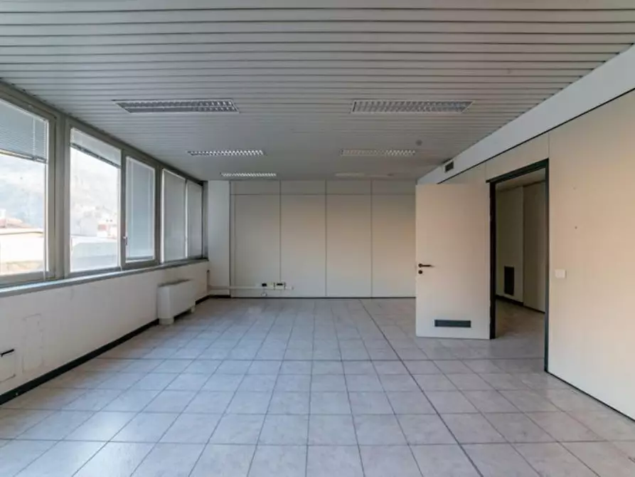 Immagine 5 di Ufficio in vendita  in Via Igualada, 8, 23900 Lecco LC, Italia a Lecco