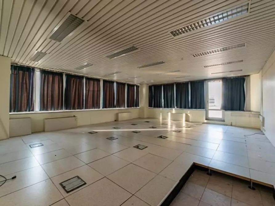 Immagine 7 di Ufficio in vendita  in Via Igualada, 8, 23900 Lecco LC, Italia a Lecco