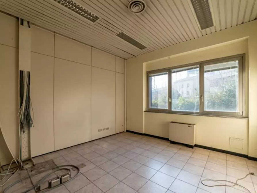Immagine 17 di Ufficio in vendita  in Via Igualada, 8, 23900 Lecco LC, Italia a Lecco