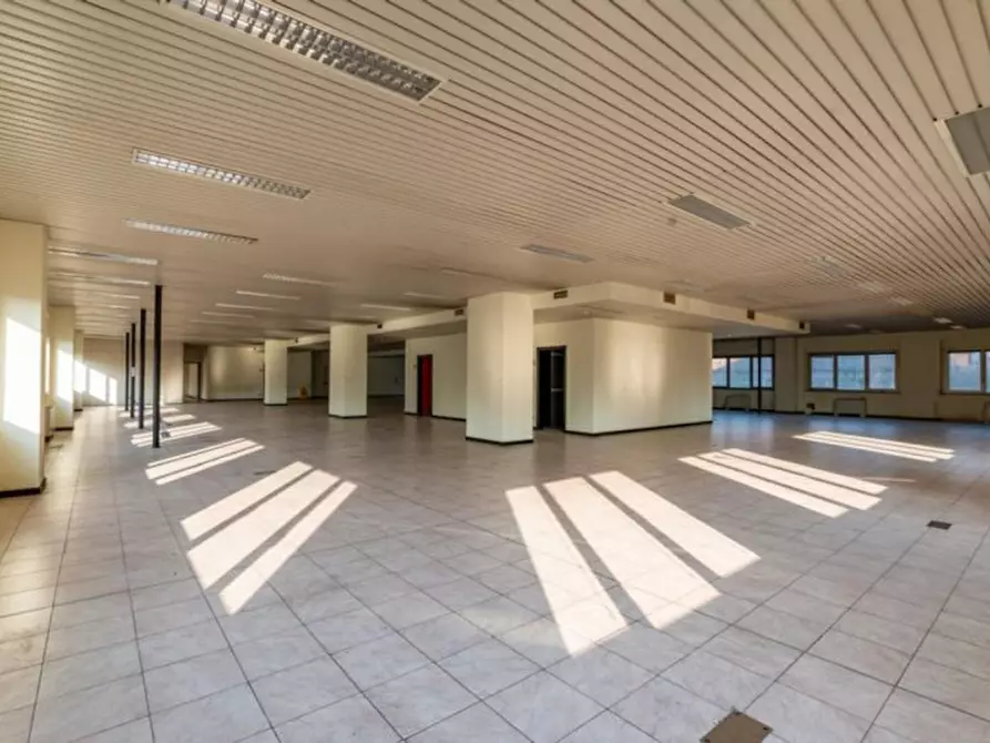 Immagine 22 di Ufficio in vendita  in Via Igualada, 8, 23900 Lecco LC, Italia a Lecco