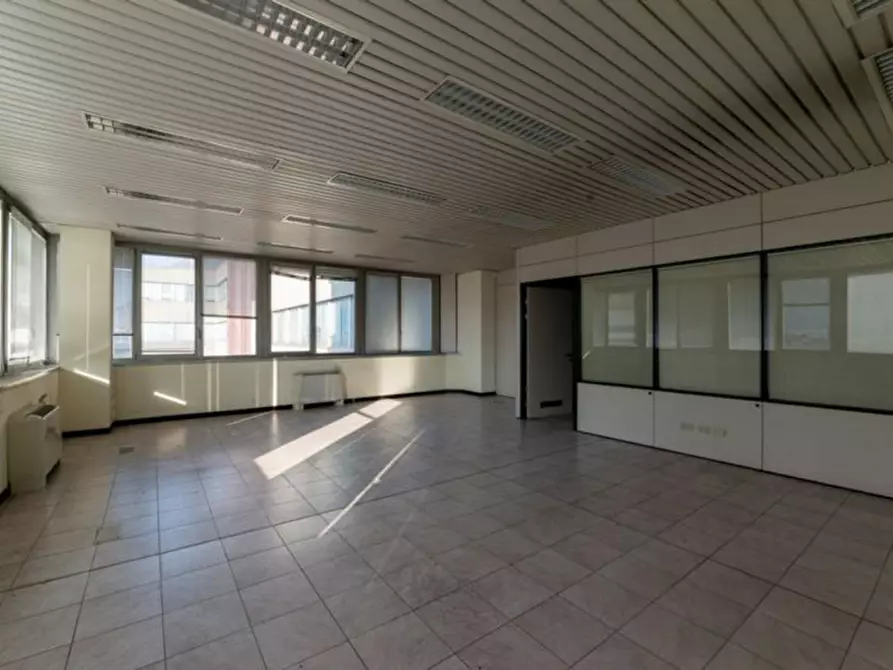 Immagine 27 di Ufficio in vendita  in Via Igualada, 8, 23900 Lecco LC, Italia a Lecco