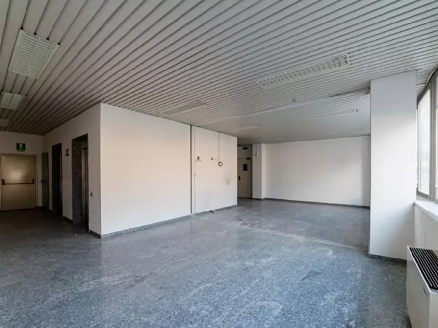 Immagine 28 di Ufficio in vendita  in Via Igualada, 8, 23900 Lecco LC, Italia a Lecco