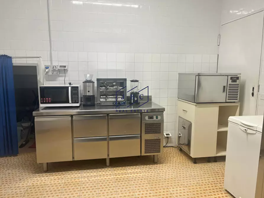Immagine 10 di Attività commerciale in affitto  a Salgareda