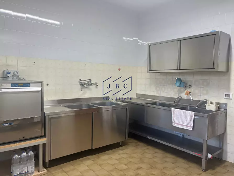 Immagine 11 di Attività commerciale in affitto  a Salgareda