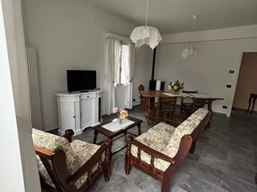 Immagine 3 di Appartamento in affitto  in Via Roma n. 64 a Revine Lago