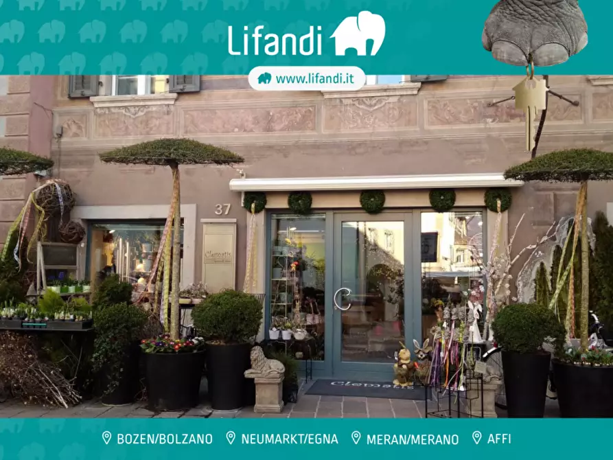 Immagine 1 di Negozio in affitto  in Largo Municipio a Egna .Neumarkt.