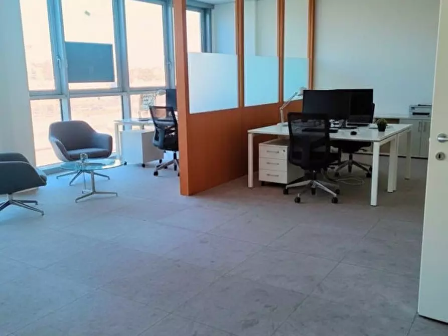 Immagine 2 di Ufficio in vendita  in Via Venezia a Padova