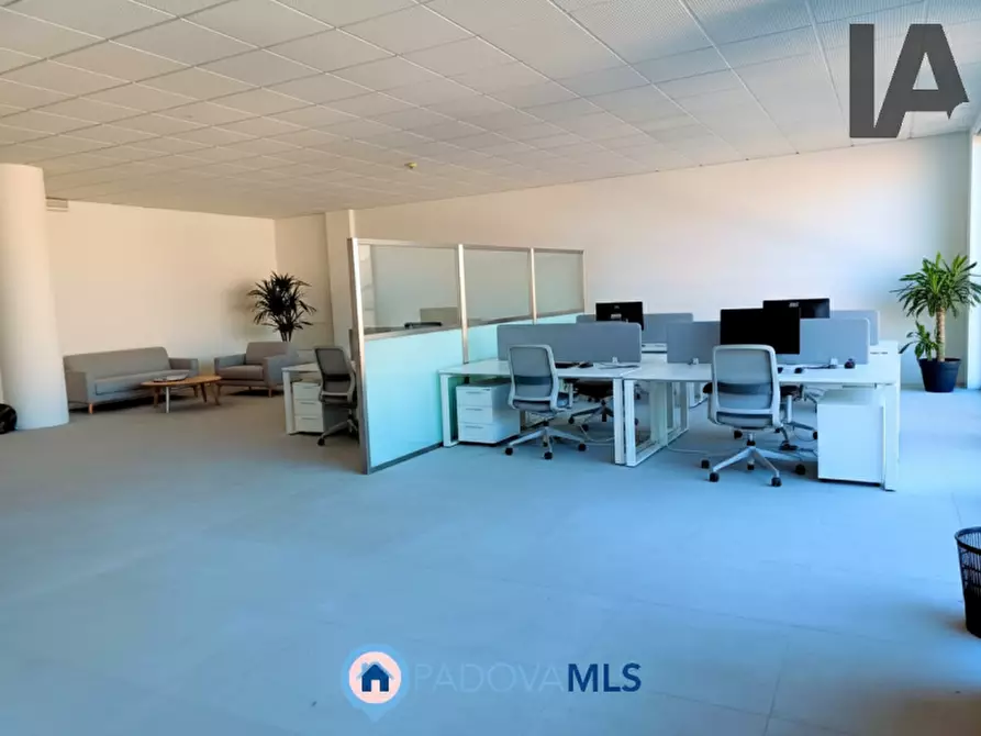 Immagine 6 di Ufficio in vendita  in Via Venezia a Padova