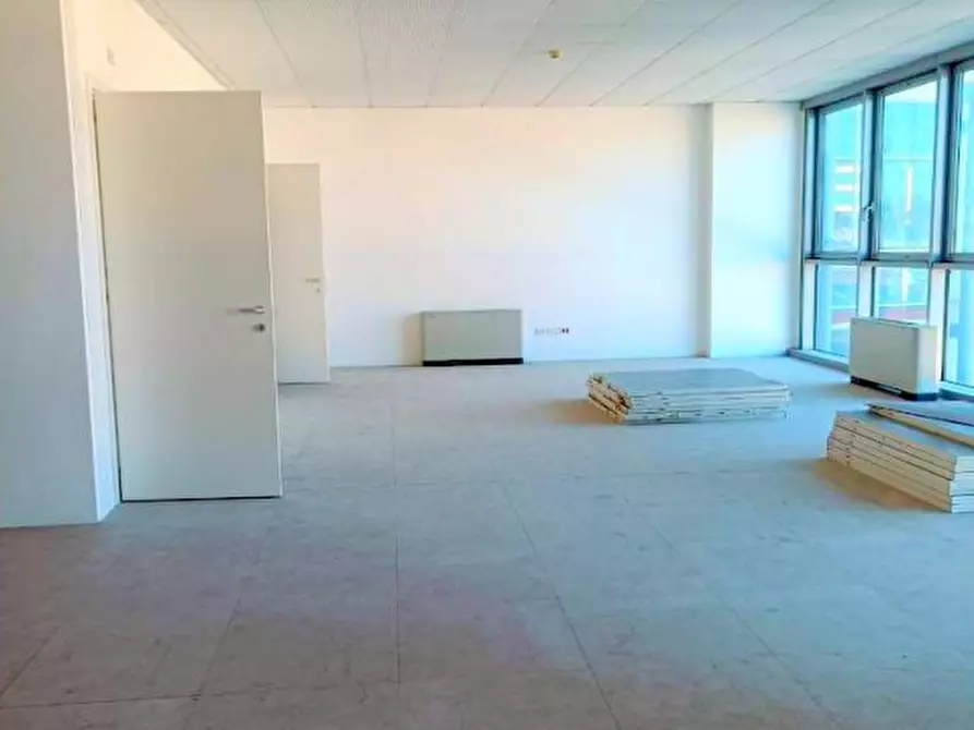 Immagine 7 di Ufficio in vendita  in Via Venezia a Padova