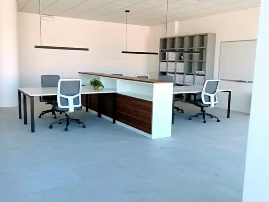 Immagine 13 di Ufficio in vendita  in Via Venezia a Padova