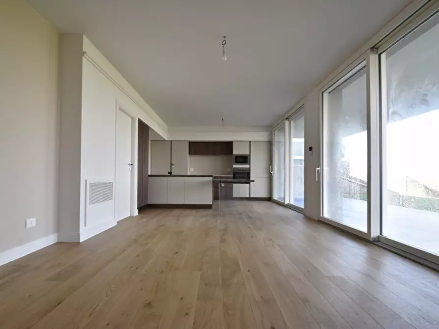 Immagine 5 di Appartamento in vendita  in Via Abruzzo a Bussolengo