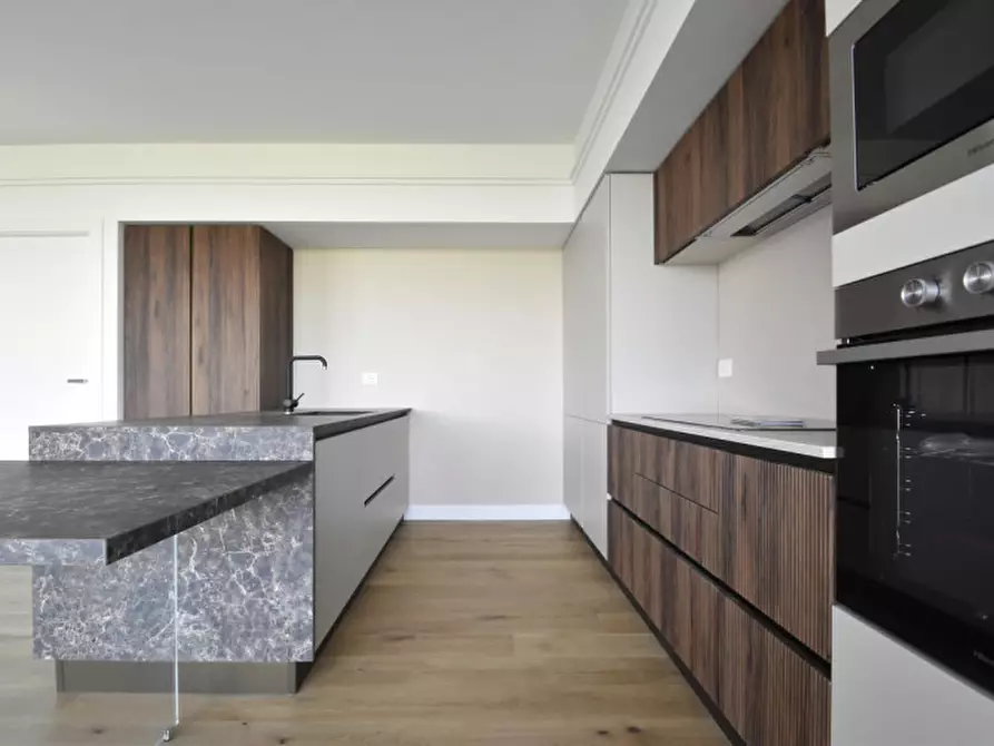 Immagine 12 di Appartamento in vendita  in Via Abruzzo a Bussolengo