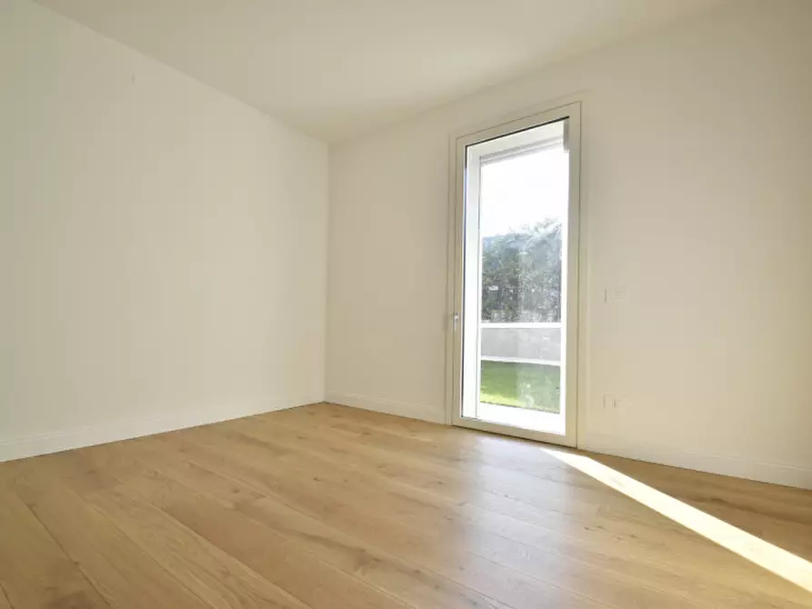 Immagine 21 di Appartamento in vendita  in Via Abruzzo a Bussolengo