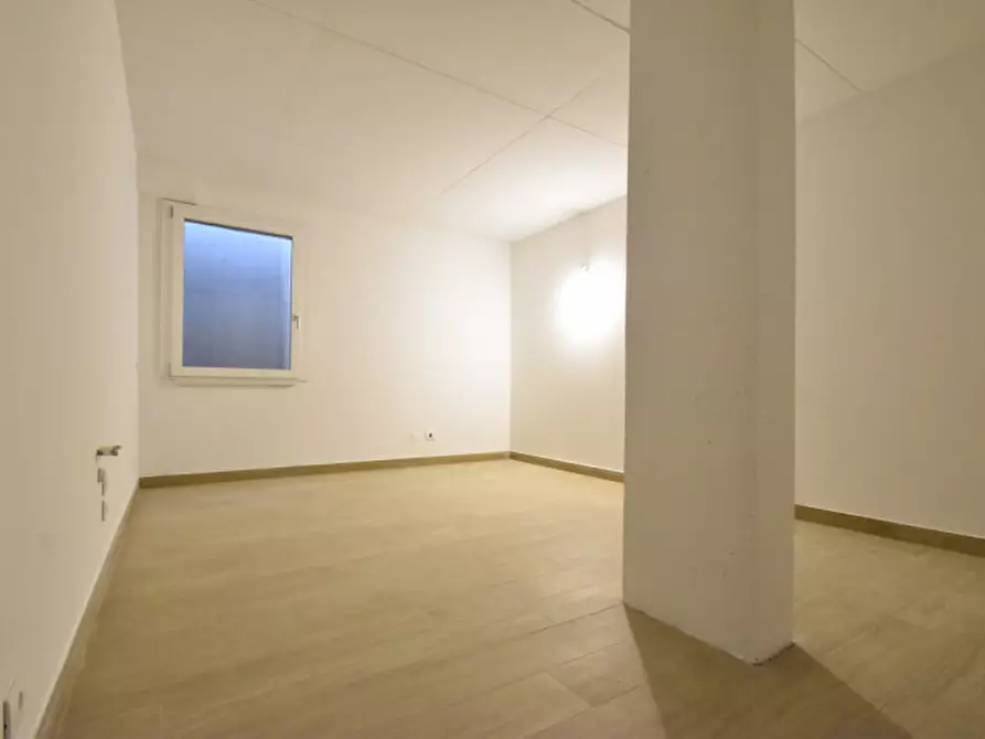 Immagine 39 di Appartamento in vendita  in Via Abruzzo a Bussolengo