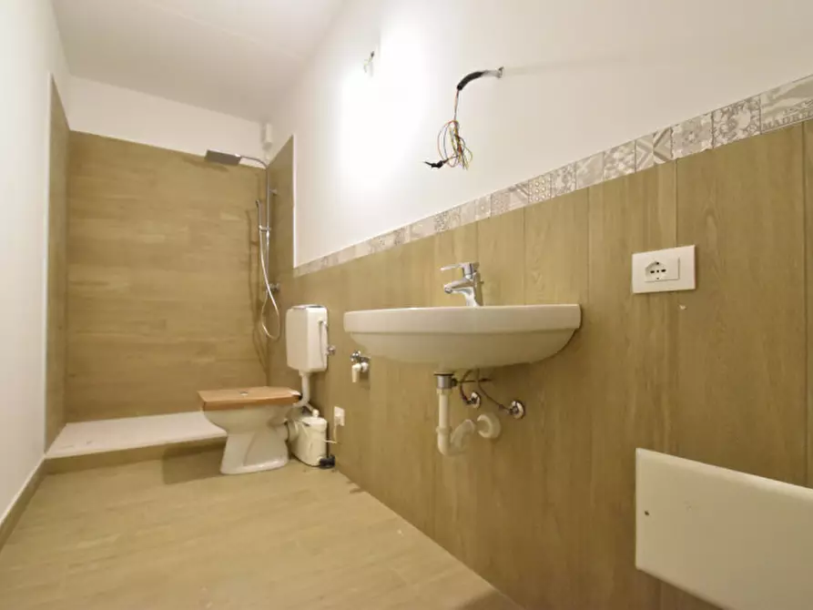 Immagine 40 di Appartamento in vendita  in Via Abruzzo a Bussolengo