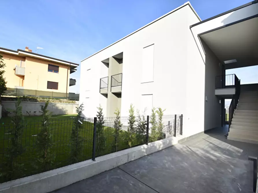 Immagine 43 di Appartamento in vendita  in Via Abruzzo a Bussolengo