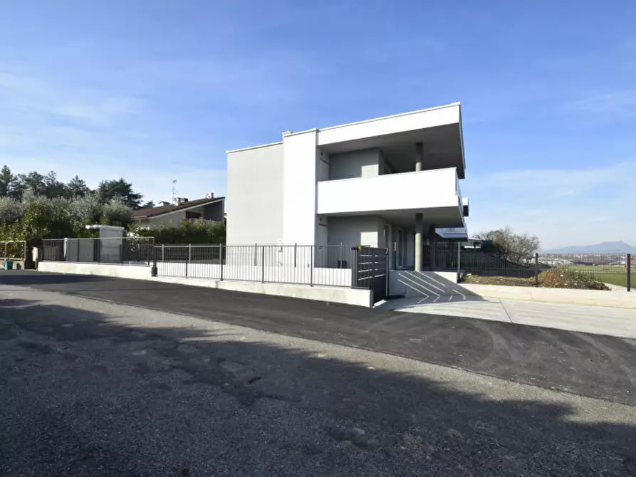 Immagine 44 di Appartamento in vendita  in Via Abruzzo a Bussolengo